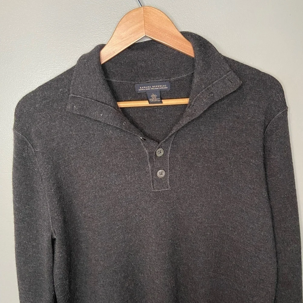 Banana Republic Extra Fine Italian Merino Wool Collared Sweater Elbow Patches